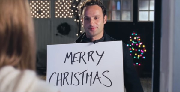 uploads/question/2025/08/20/LoveActually.jpg