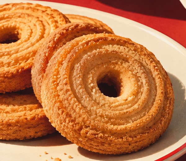 uploads/question/2026/10/12/Caffè_e_biscotti_al_burro_tYtUfmS.jpg